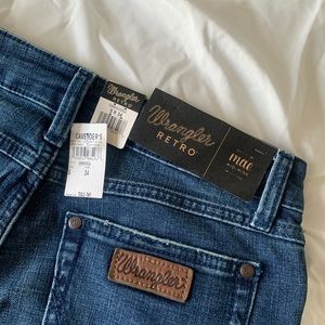 Wrangler Retro Mid Rise Wide Leg Jeans